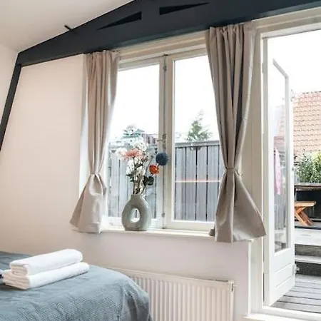 Apartamento Rooftop Retreat *